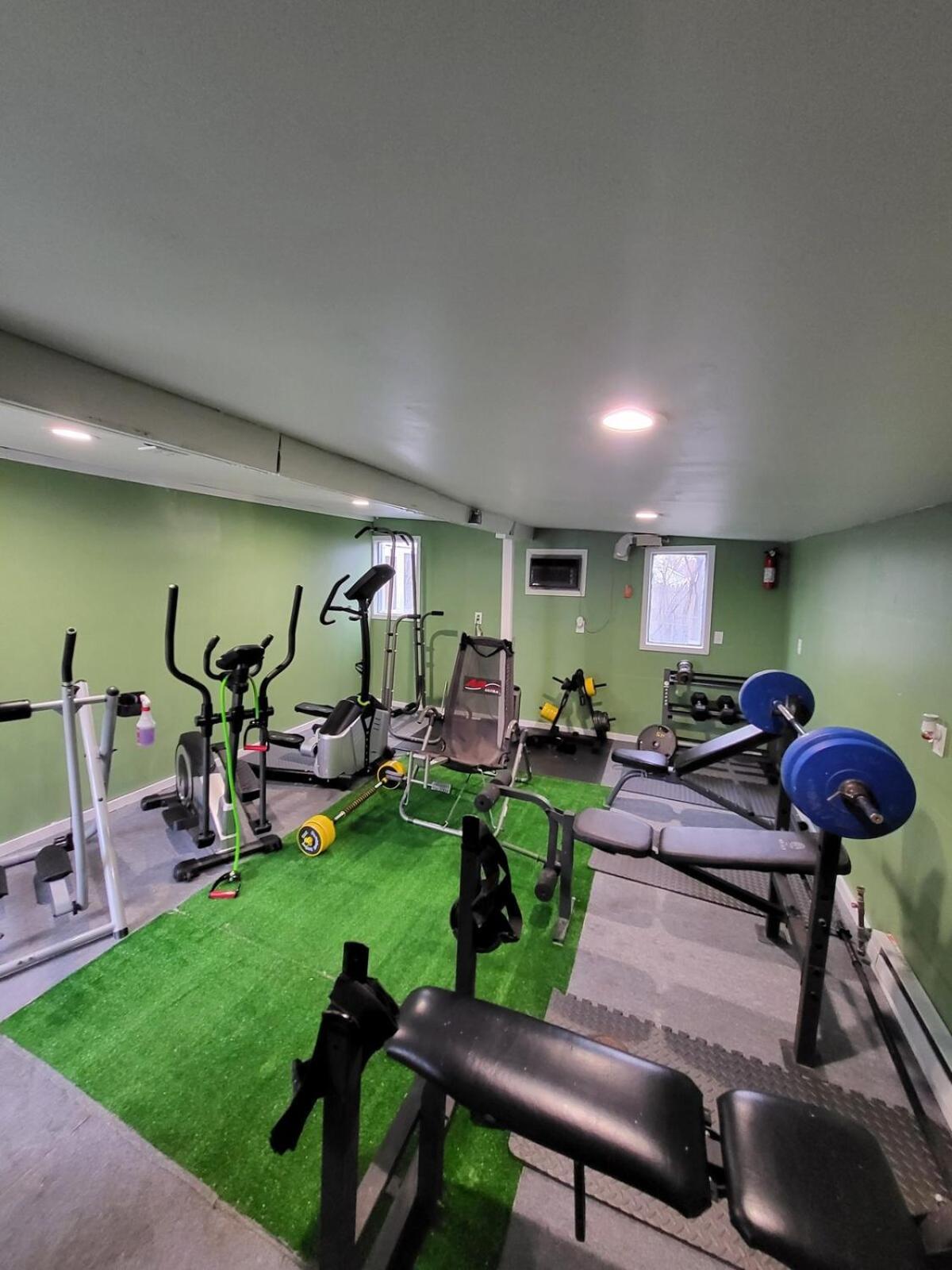 Adorable Crown Royal Presidential Suite Fitness Rm Cleveland Bagian luar foto